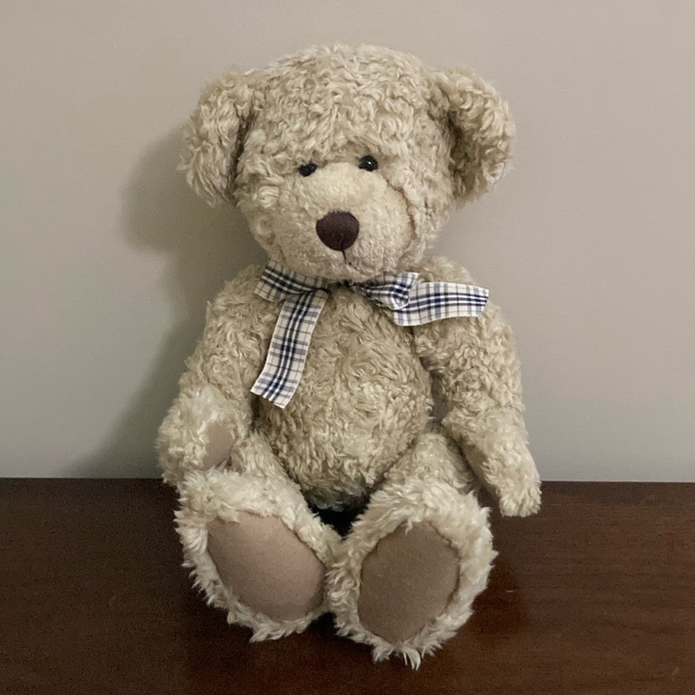 Russ Berrie Tennyson teddy bear plush plaid bow